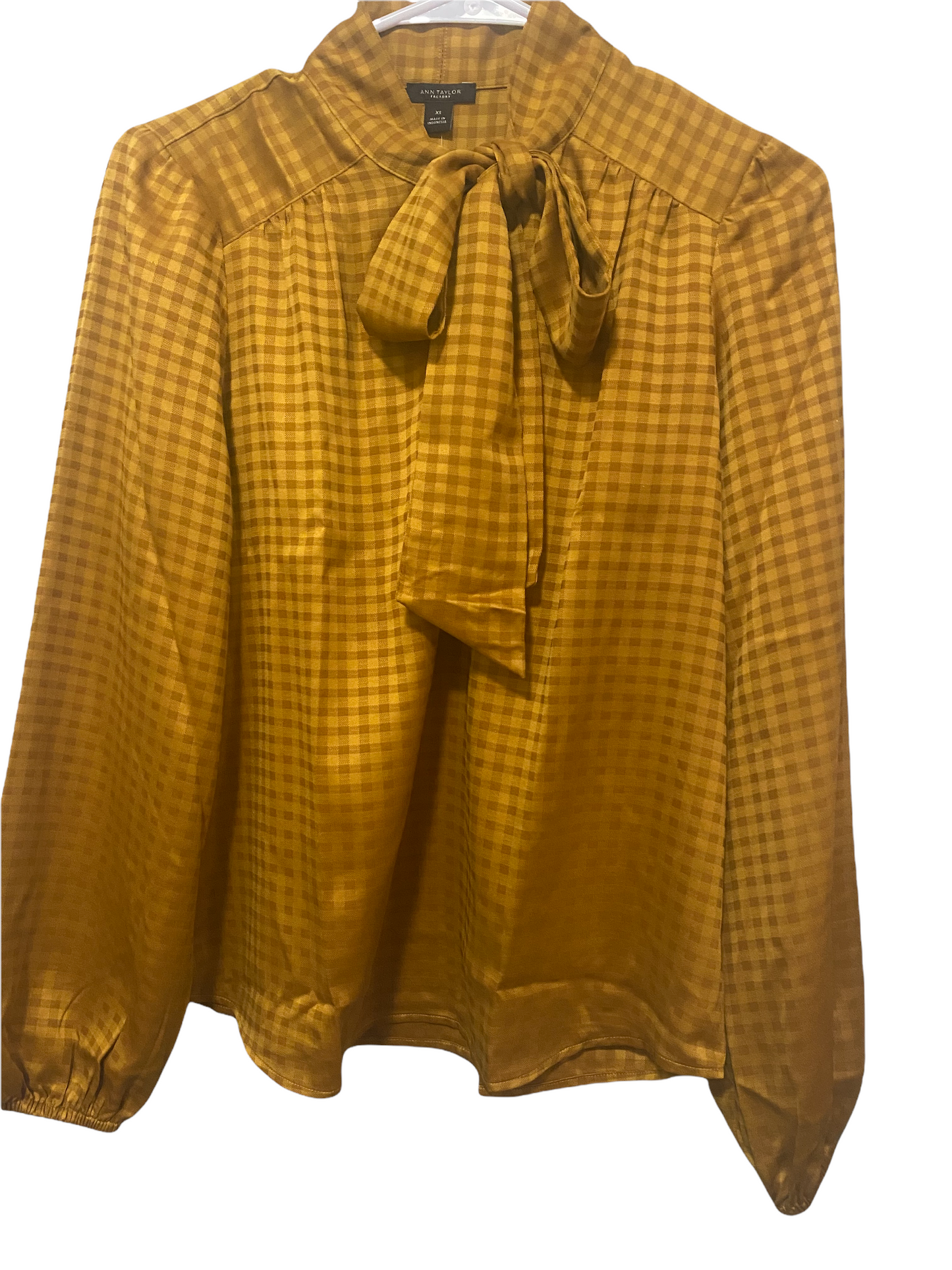Long Sleeves Blouse
